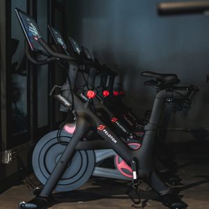 Peloton Vs Spin Bike